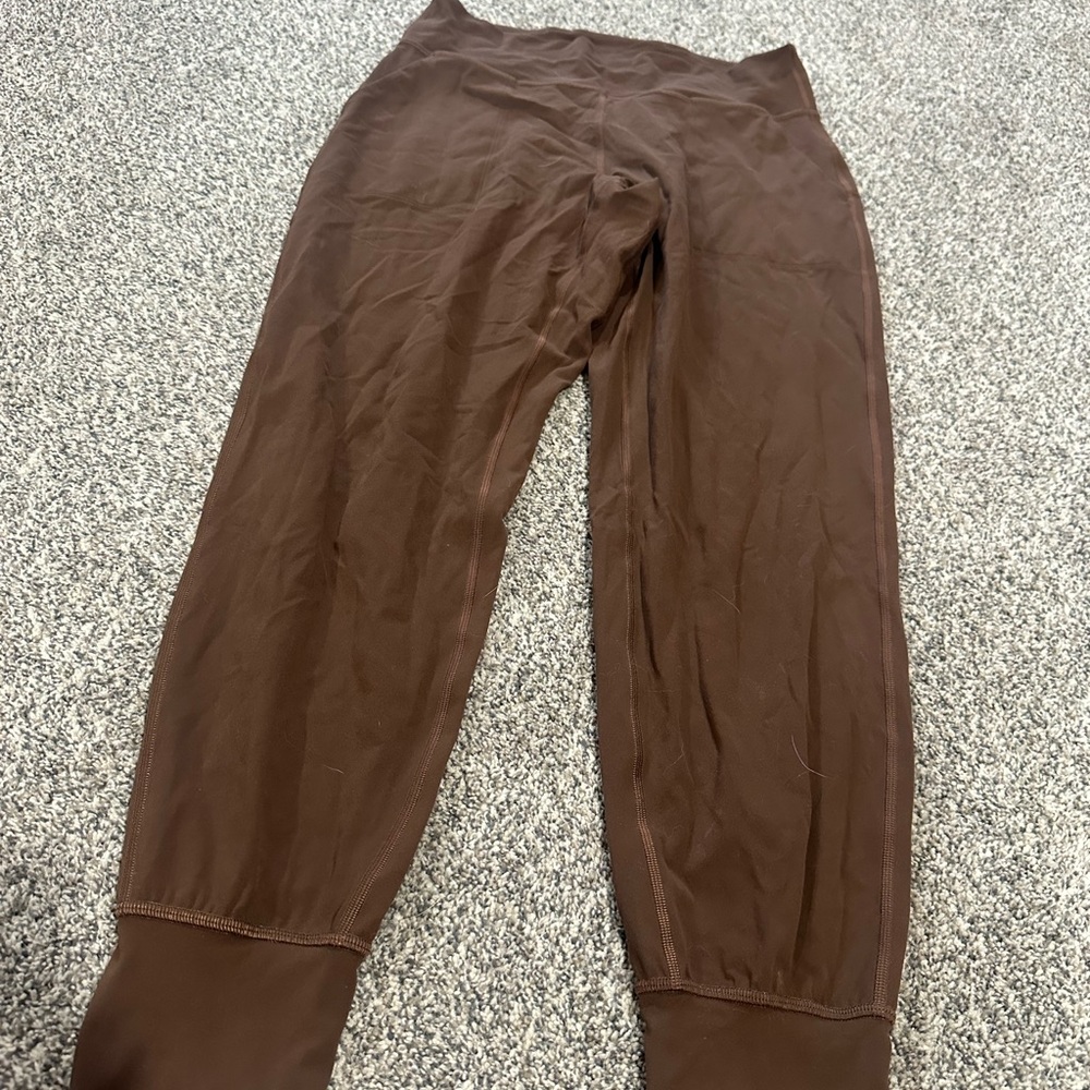Lululemon jogger - Picture 3 of 3